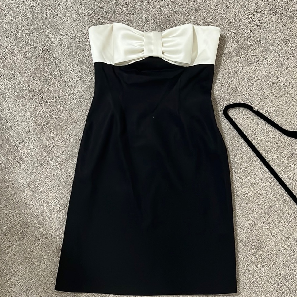 White House Black Market Strapless Dress